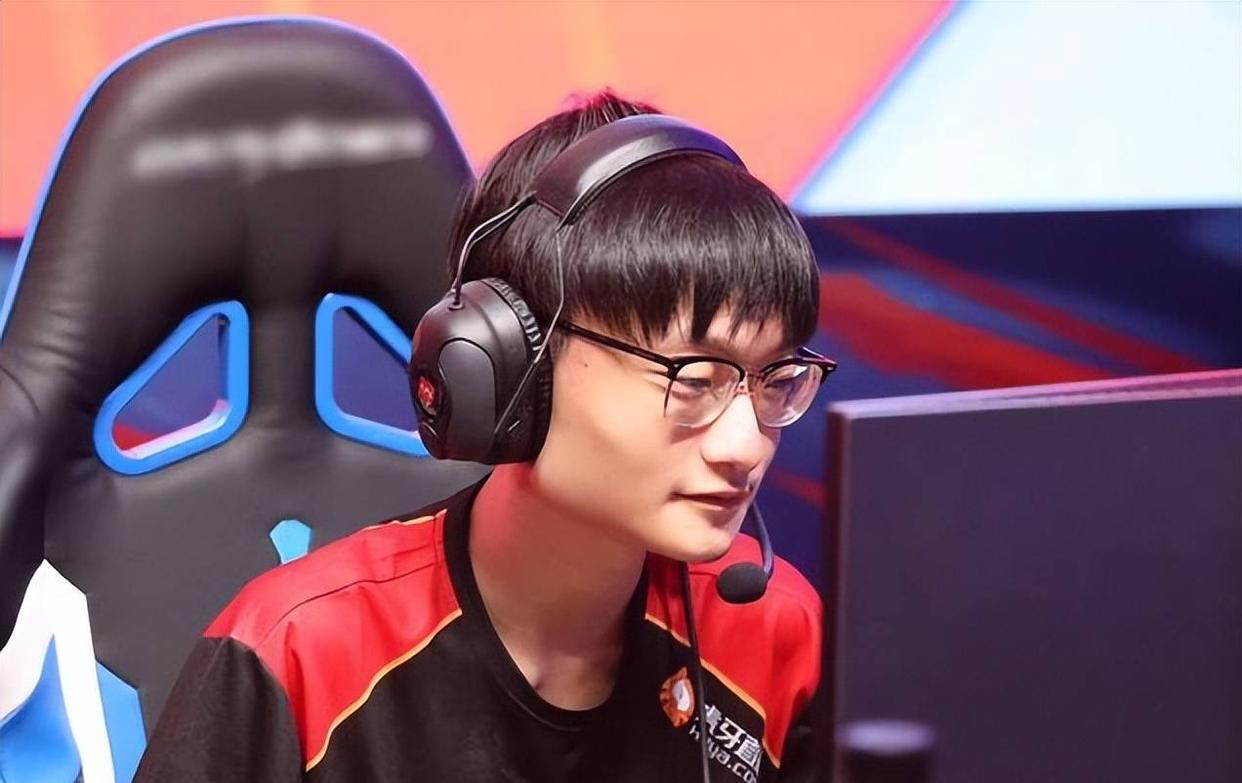 Scout新星比分优势明显表现惊艳，RNG未来可期！